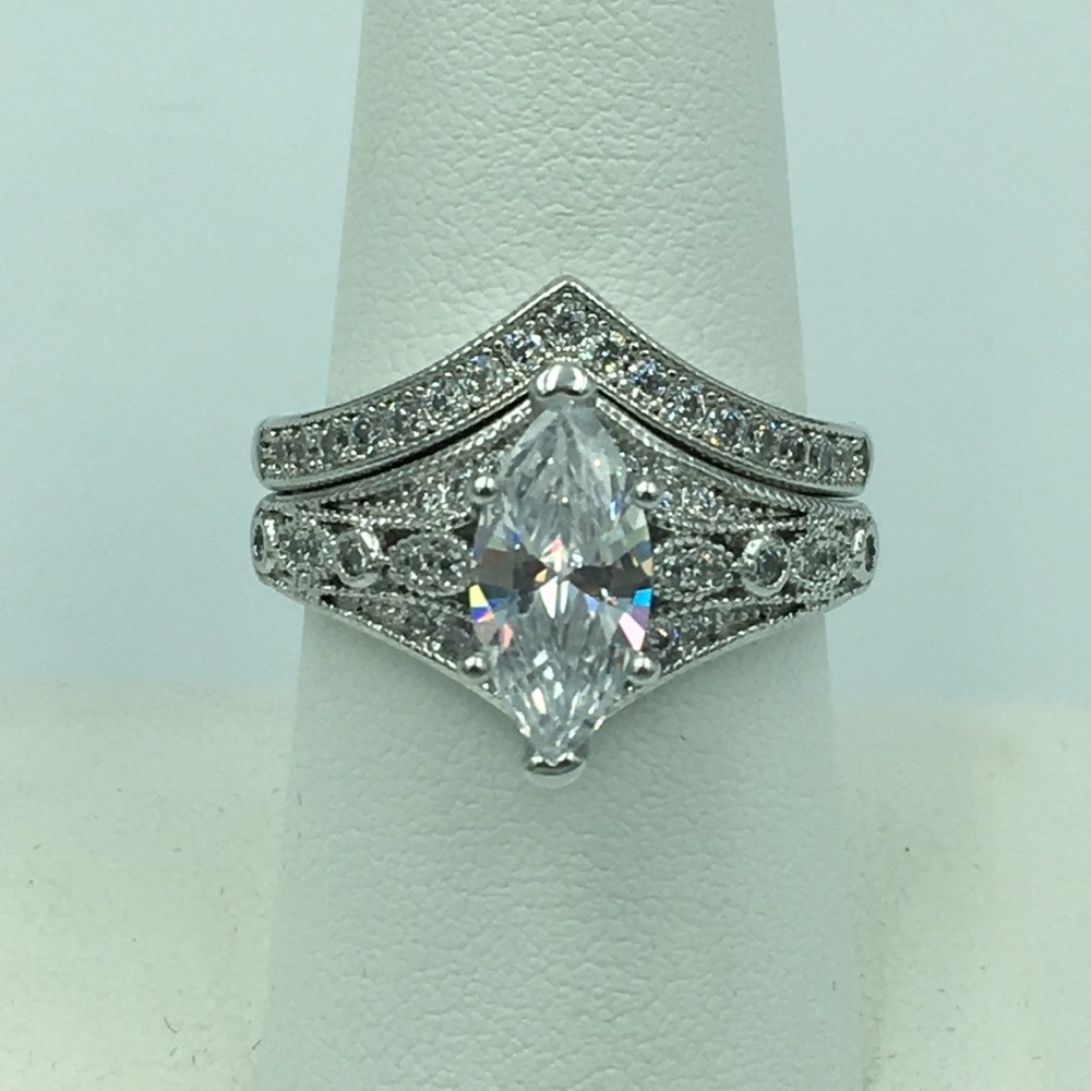 Wedding Ring Set - image 2